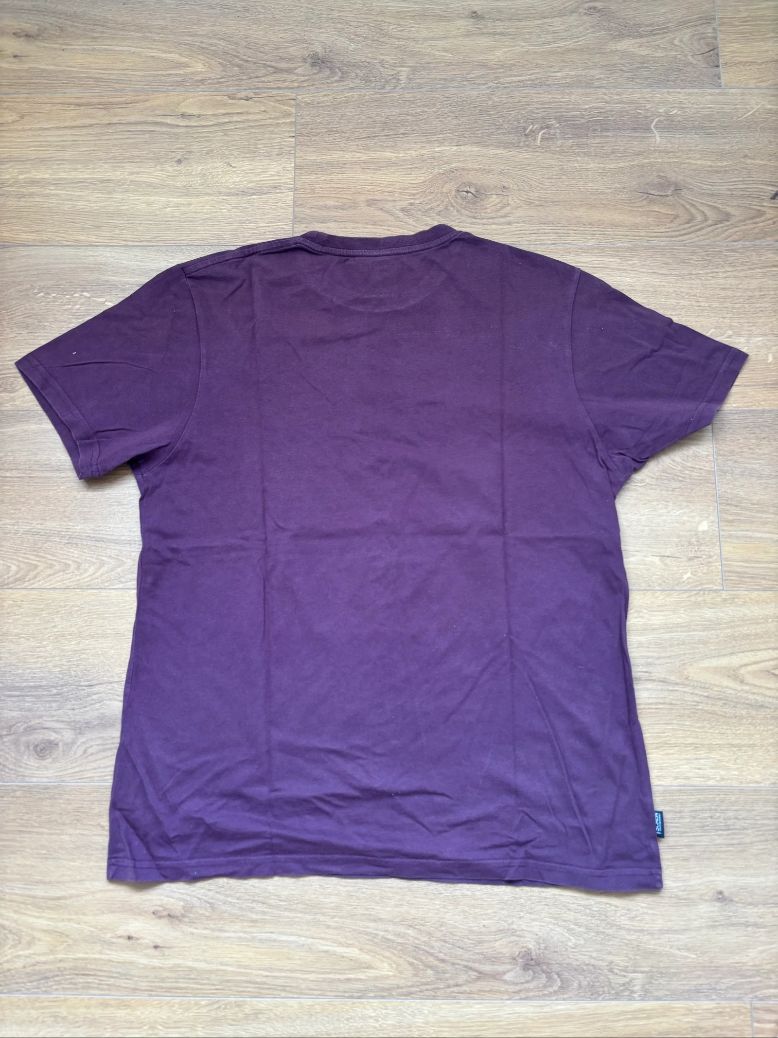 Burgundy screw T-shirt – photo 2